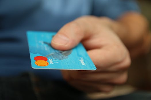 Navigating E-commerce Payment Gateways: Choosing the Right One